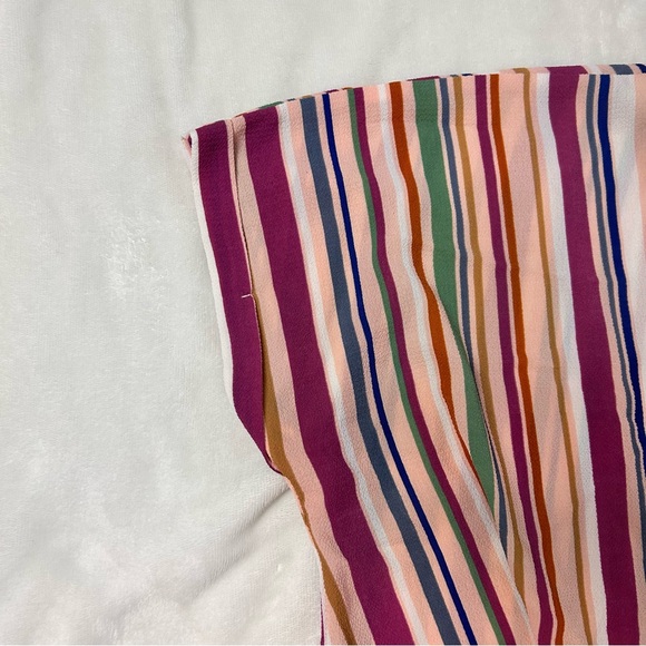 All in Favor Gathered Front Button Up Top Striped Women’s Size Medium - Picture 3 of 8